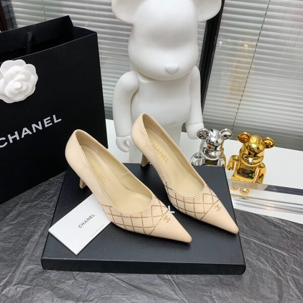 CHANEL HIGH HEELS 3