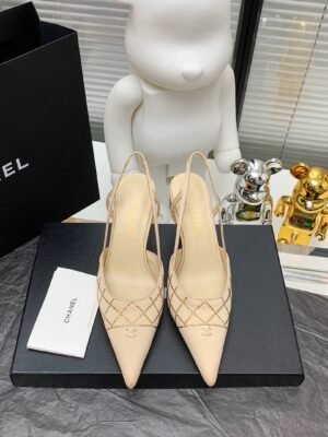 CHANEL HIGH HEELS 4