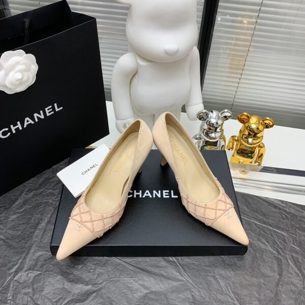 CHANEL HIGH HEELS 5