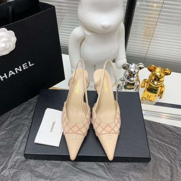 CHANEL HIGH HEELS 6