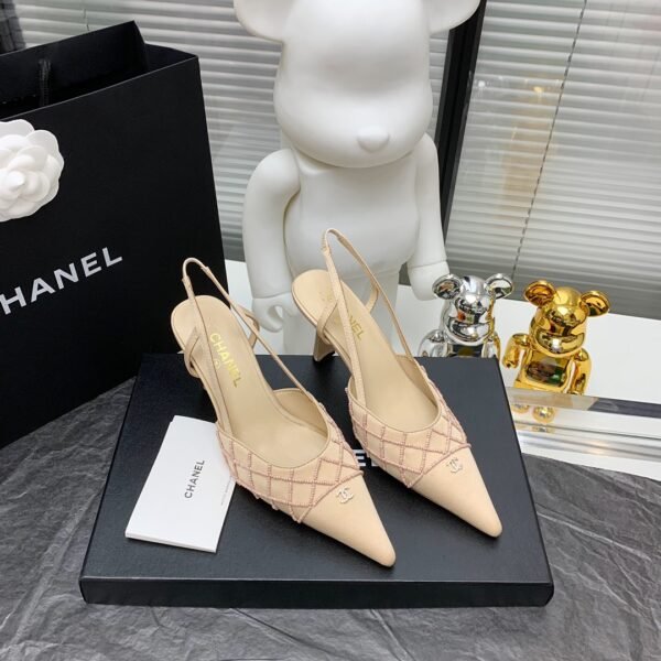 CHANEL HIGH HEELS 6