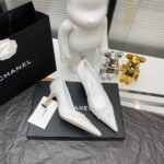 CHANEL HIGH HEELS 9
