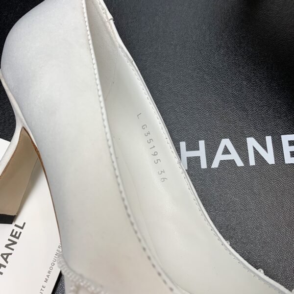 CHANEL HIGH HEELS 9