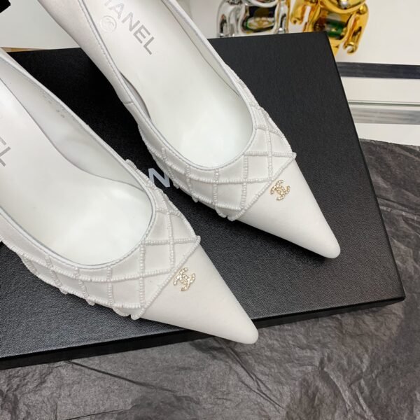 CHANEL HIGH HEELS 9
