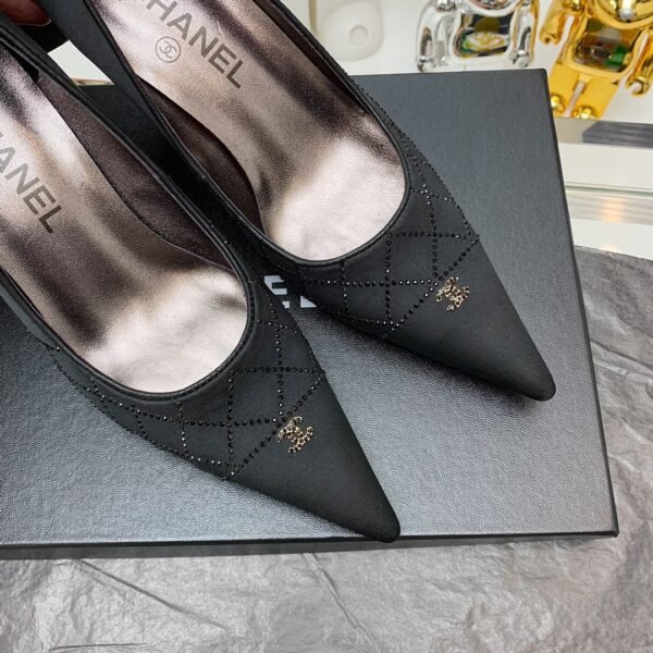 CHANEL HIGH HEELS 11