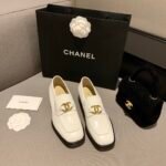 CHANEL FLATS 13