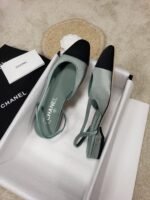 CHANEL FLAT 44