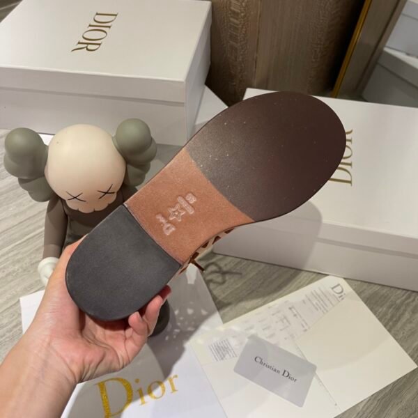 DIOR BOOTS 3