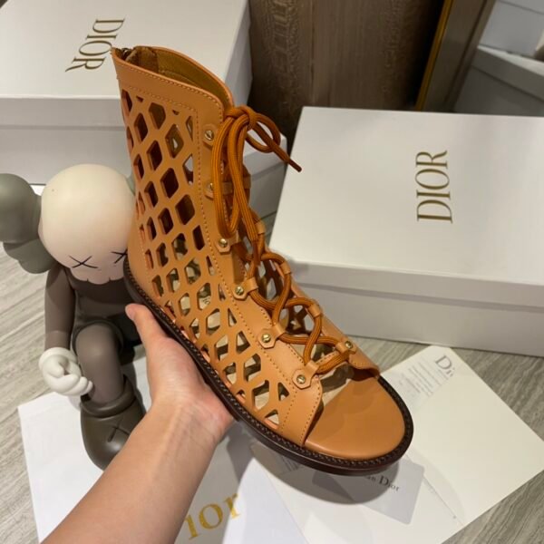 DIOR BOOTS 3