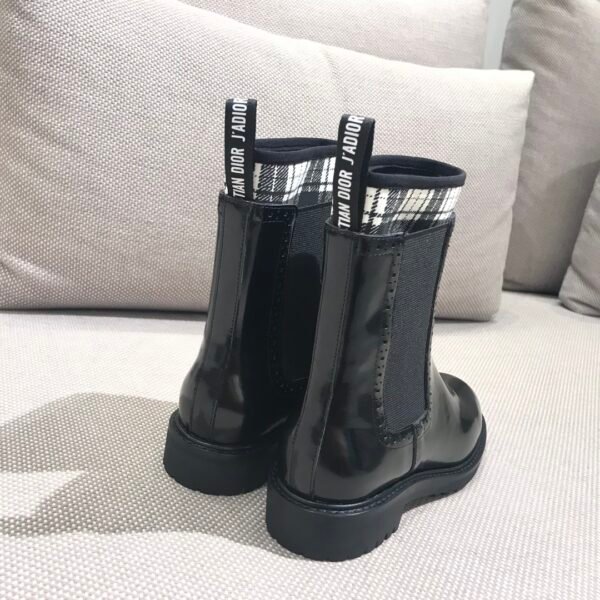 DIOR BOOTS 16