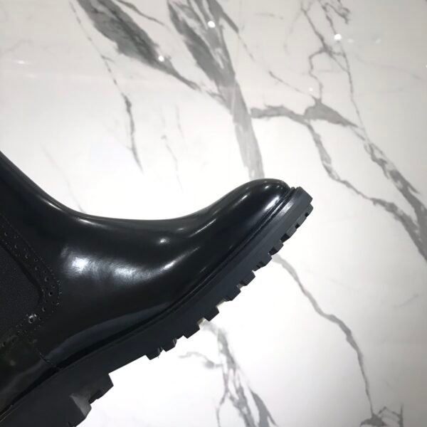 DIOR BOOTS 16