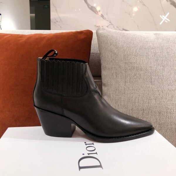 DIOR BOOTS 21