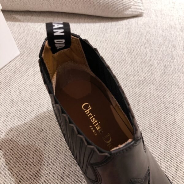DIOR BOOTS 21