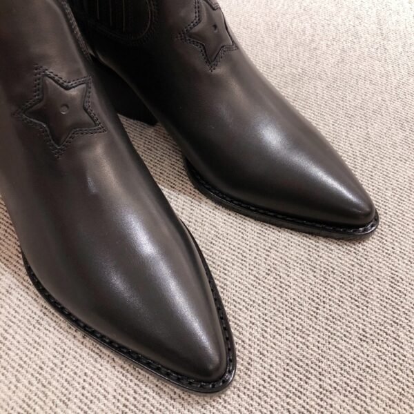 DIOR BOOTS 21