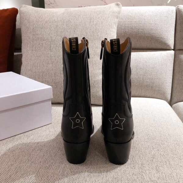 DIOR BOOTS 22