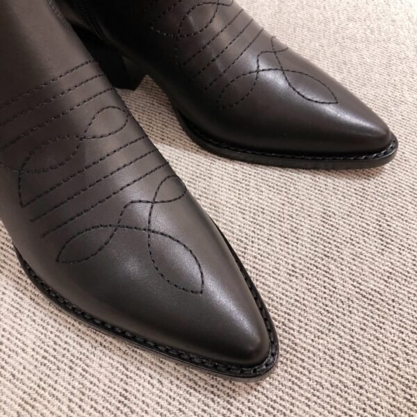 DIOR BOOTS 22