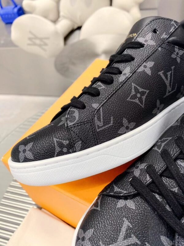 Louis Vuitton TORY BURCH