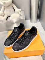 Louis Vuitton TORY BURCH