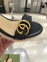 Marmont Leather Sandals In Black