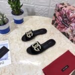 DOLCE & GABBANA Logo-plaque Leather Sandals In Black