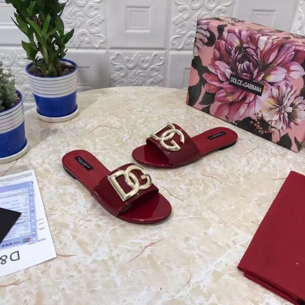 DOLCE & GABBANA Logo-plaque Leather Sandals In Red