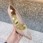 Valentino Garavani Powder One Stud Pumps in Patent Leather Woman