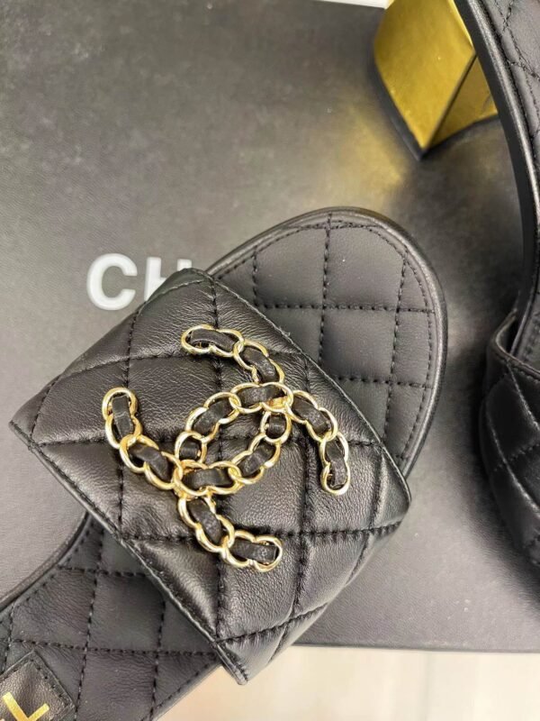 CHANEL 2023 BLACK GOATSKIN SHINY LEATHER GOLD CC SLIDES HIGH HEELS