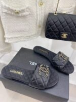 CHANEL GOATSKIN SHINY LEATHER GOLD CC FLAT SANDALS