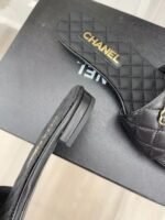 CHANEL GOATSKIN SHINY LEATHER GOLD CC FLAT SANDALS
