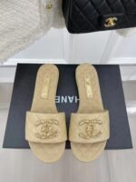 CHANEL GOATSKIN SHINY LEATHER GOLD CC FLAT SANDALS