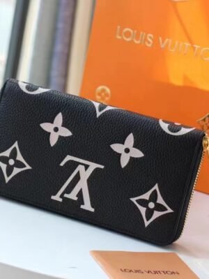 LV Long Wallet