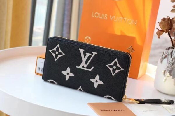 LV Long Wallet