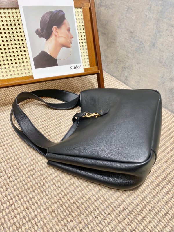 YSL BEA IN GRAINED LEATHER