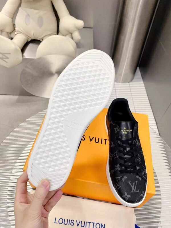 Louis Vuitton TORY BURCH