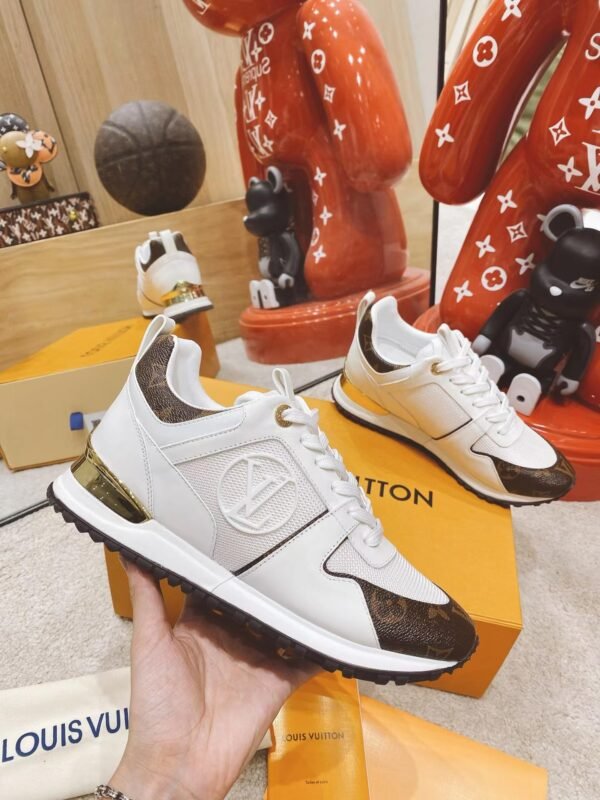 Louis Vuitton RUN AWAY