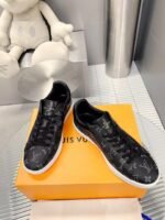 Louis Vuitton TORY BURCH