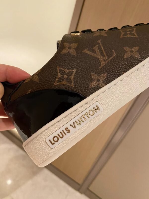 Louis Vuitton WMNS Frontrow Monogram Sports Shoes