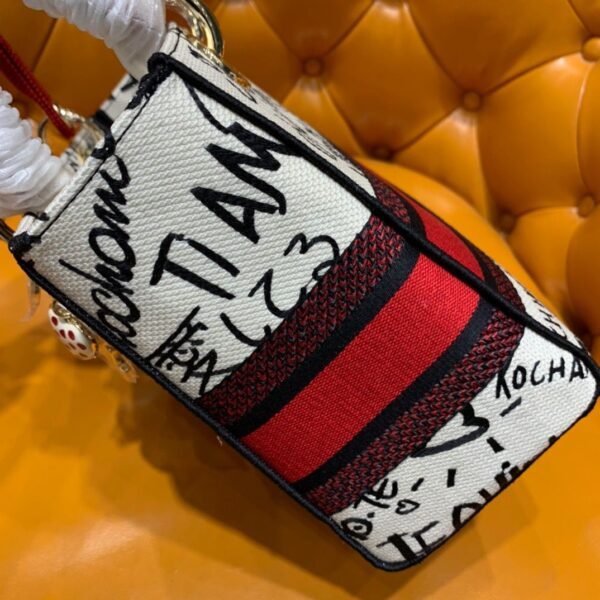 ‘I Love You’ Lady Dior