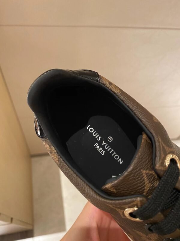 Louis Vuitton WMNS Frontrow Monogram Sports Shoes