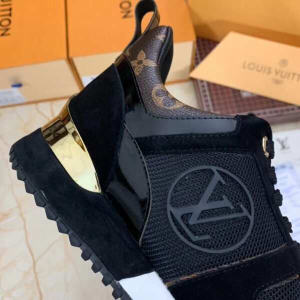 Louis Vuitton RUN AWAY