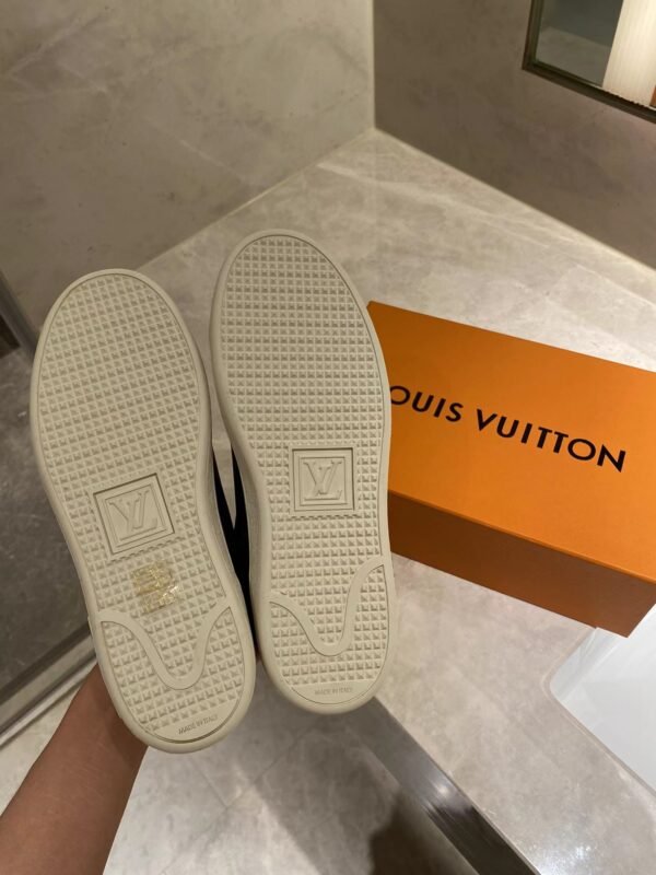 Louis Vuitton WMNS Frontrow Monogram Sports Shoes