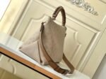 BEAUBOURG HOBO MM