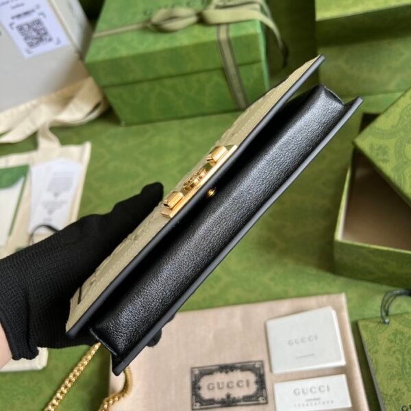 Gucci Leather clutch