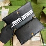Gucci Leather clutch