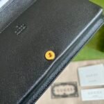 Gucci Leather clutch