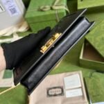 Gucci Leather clutch