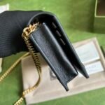 Gucci Leather clutch