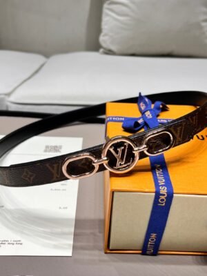 LV Diamond Plug Outlet