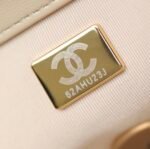 Chanel 19