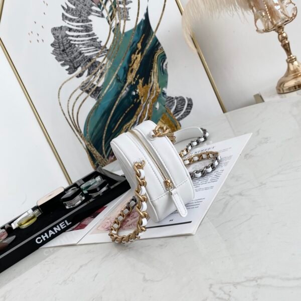 CHANEL 19 CLUTCH WITH CHAIN